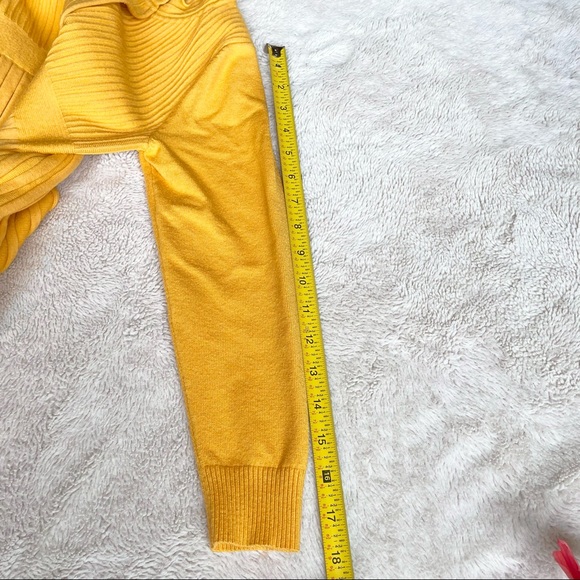 Smiling Pinker Girls Yellow Pleated Dress - Picture 4 of 5